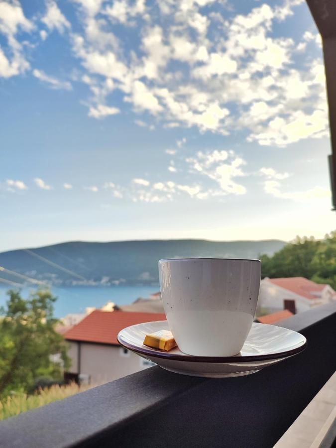 Apartament Elena Herceg Novi Zewnętrze zdjęcie